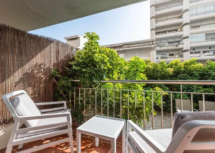 Palacio De Congresos דירה מארבלה