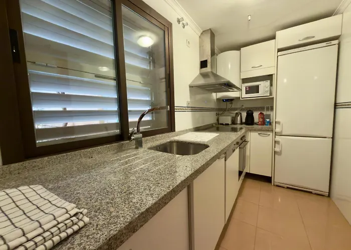 Palacio De Congresos מארבלה